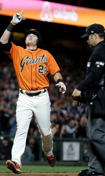 Rookie Arroyo powers Giants to 4-3 win over Padres (Apr 28, 2017)